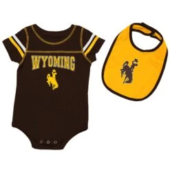 Wyoming Cowboys Chocolate Onesie & Bib Set – Brown